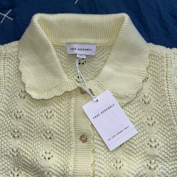 Free Assembly Women's Yellow Cardigan Sweater - Picture 3 of 10